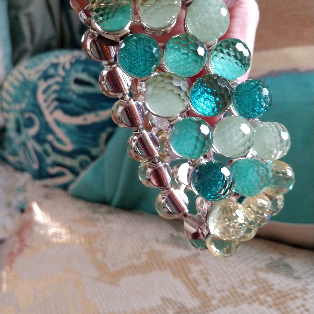Gorgeous bracelet